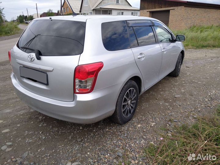Toyota Corolla Fielder, 2009