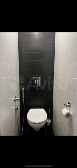 4-к. квартира, 95 м², 1/9 эт.