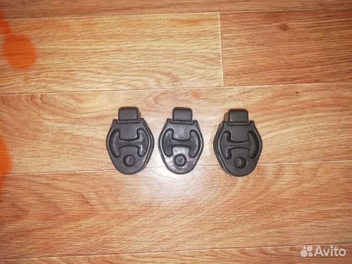 Крепление глушителя Ford Focus 1