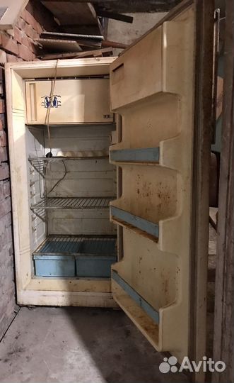 Холодильник Наст на запчасти