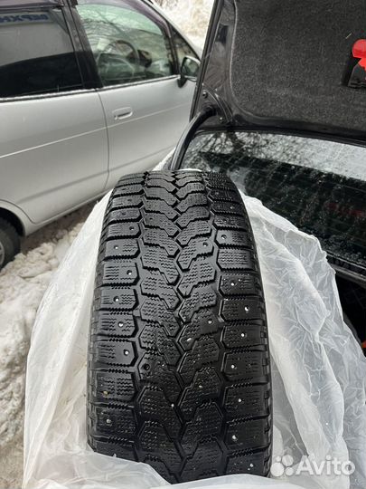 Yokohama Ice Guard Stud IG55 205/60 R16 92Q