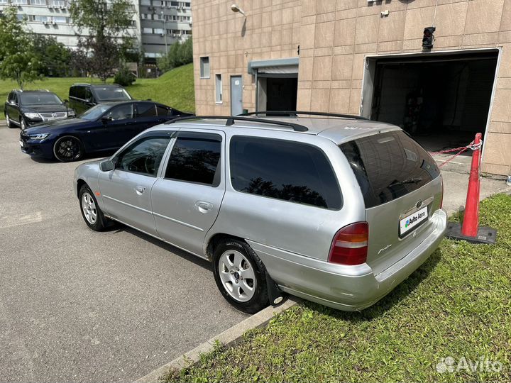 Ford Mondeo 1.8 МТ, 1997, 150 000 км