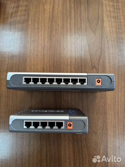 Сетевой коммутатор D-Link (2 шт.)
