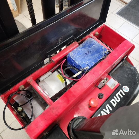 Штабелер Jac 1300кг