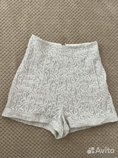 Шорты женские белые