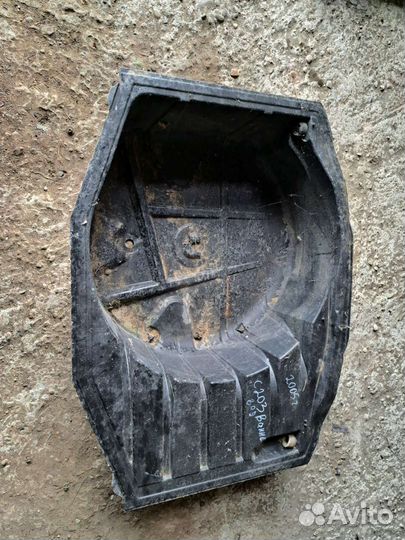 Накладка багажника на Mercedes W203