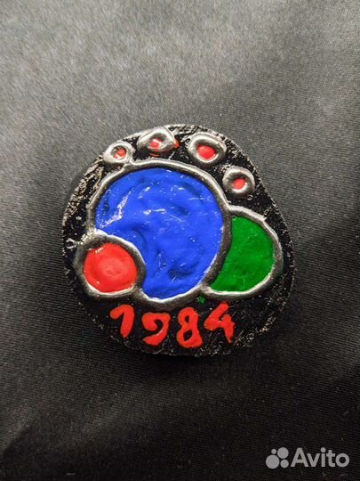 Значки деревянные 1984 оруэлл