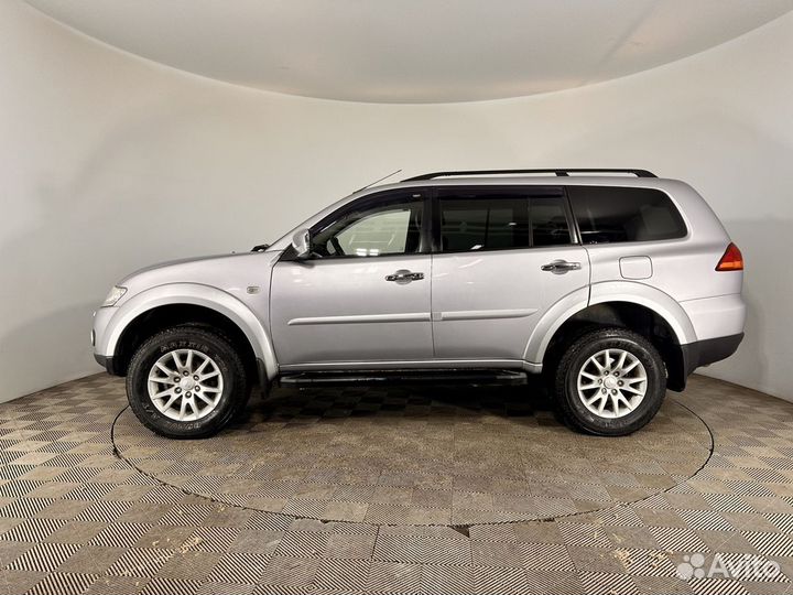 Mitsubishi Pajero Sport 2.5 AT, 2013, 135 287 км