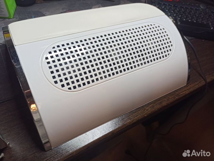 Пылесос для маникюра и педикюра