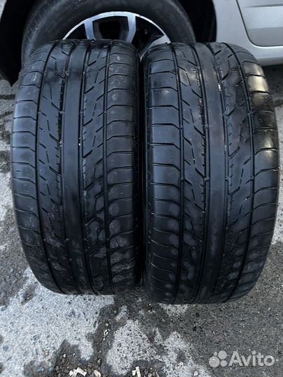 Toyo DRB 225/50 R17