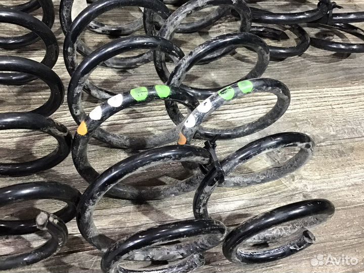 Пружины задние Volkswagen Polo Skoda Rapid