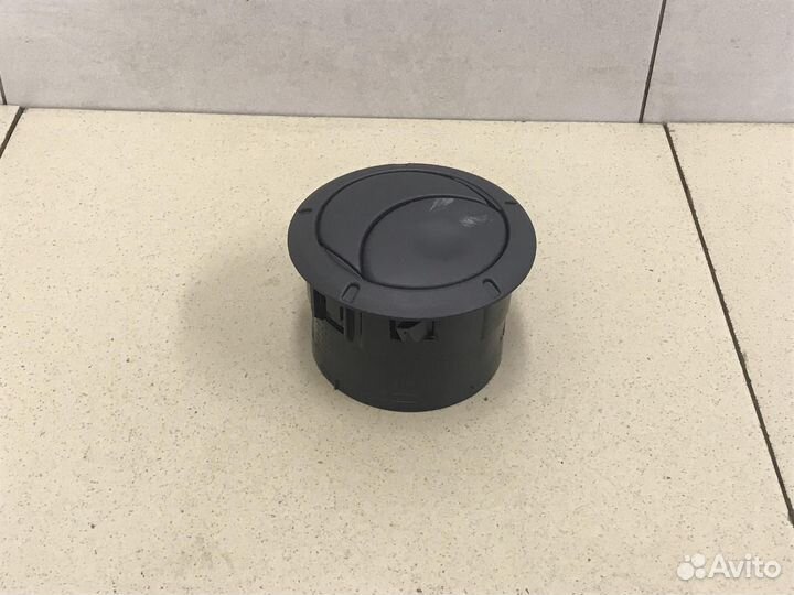 Дефлектор воздушный Logan 2005-2014