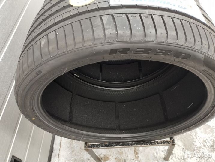 Winrun R330 315/30 R22 и 275/35 R22