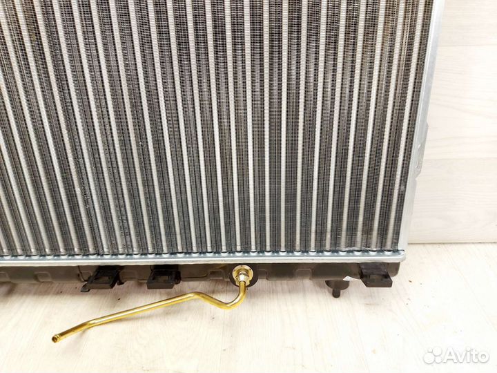 Радиатор охлаждения Hyundai Sonata 2001-2012