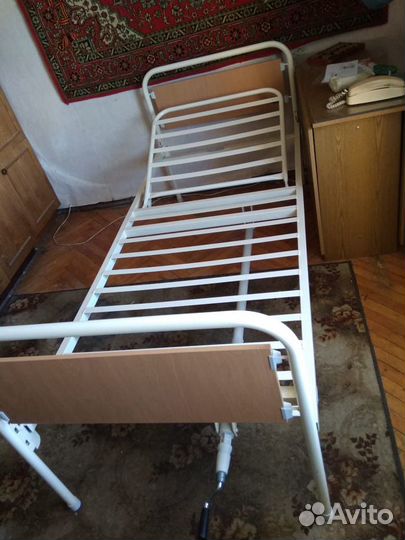 Медицинская кровать, для инвалидов