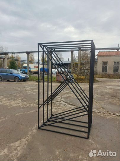 Дровник уличный