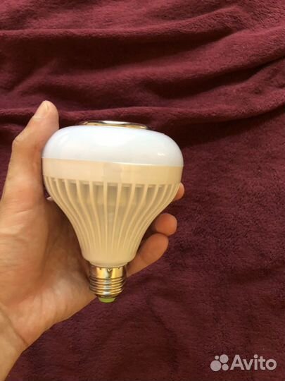 Музыкальная лампа новая с колонкой блютус