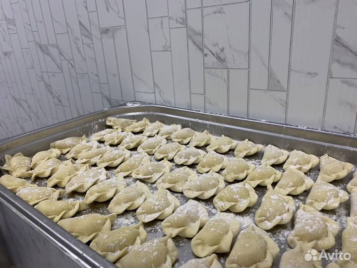 Вареники ручной лепки с картофелем и шкварками