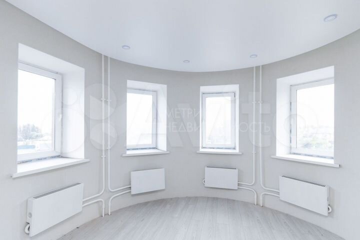 3-к. квартира, 107 м², 3/9 эт.