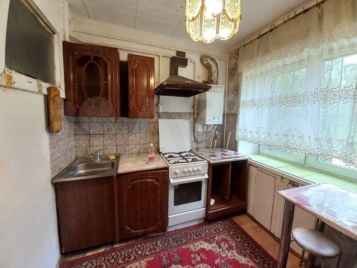 2-к. квартира, 42 м², 2/5 эт.