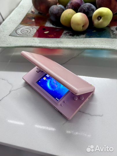 Nintendo DS Lite 32Gb прошитая R4 Pink