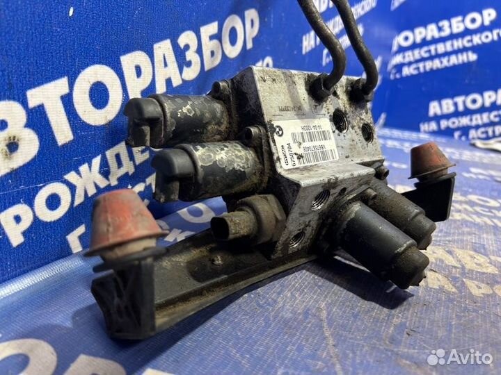 Блок клапанов гидроподвески Bmw E65 седан 2003