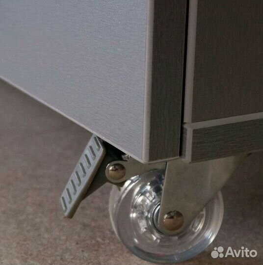 Педикюрная тумба уфо ту - 1 новая