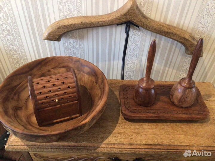 Из натурального красного дерева Индия