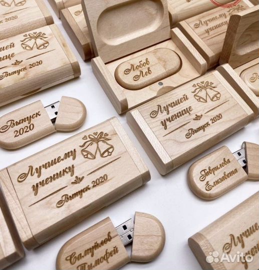 Флешки из дерева на выпускной/праздник