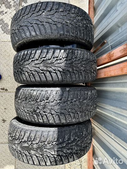 Nexen Winguard WinSpike WH62 215/55 R17