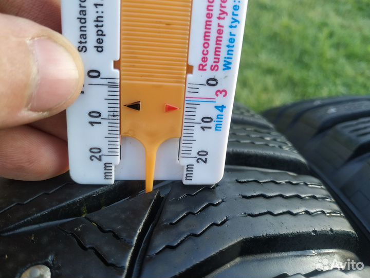 Kumho WinterCraft Ice WI31 235/65 R17 108T