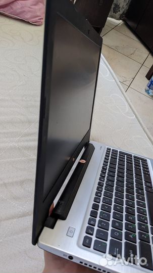 Ноутбук asus core i3 (4), 8 озу nvidia 2000mb