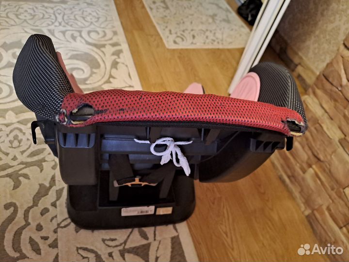 Детское автомобильное кресло бу