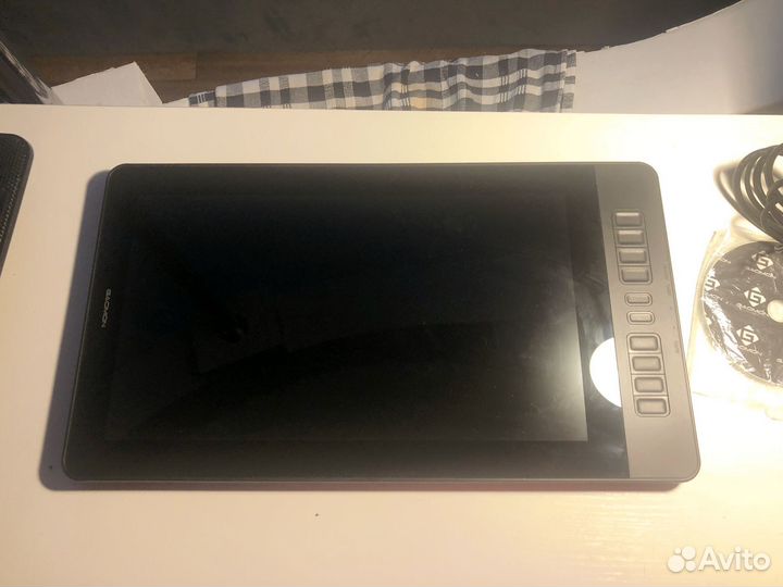 Графический планшет с экраном gaomon pd1560