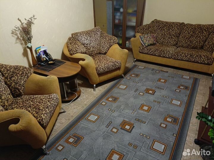 Мягкая мебель диваны и кресла бу