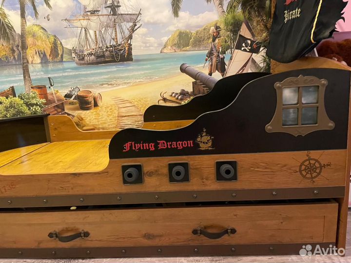 Кровать пиратский корабль