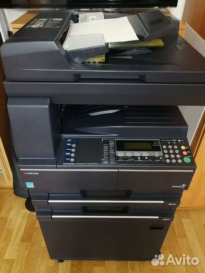 Мфу лазерный Kyocera Taskalfa 181 полный комплект
