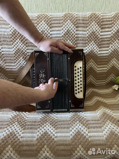 Гармонь тульская