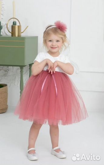 Платье праздничное