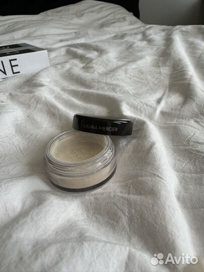 Laura mercier пудра мини формат