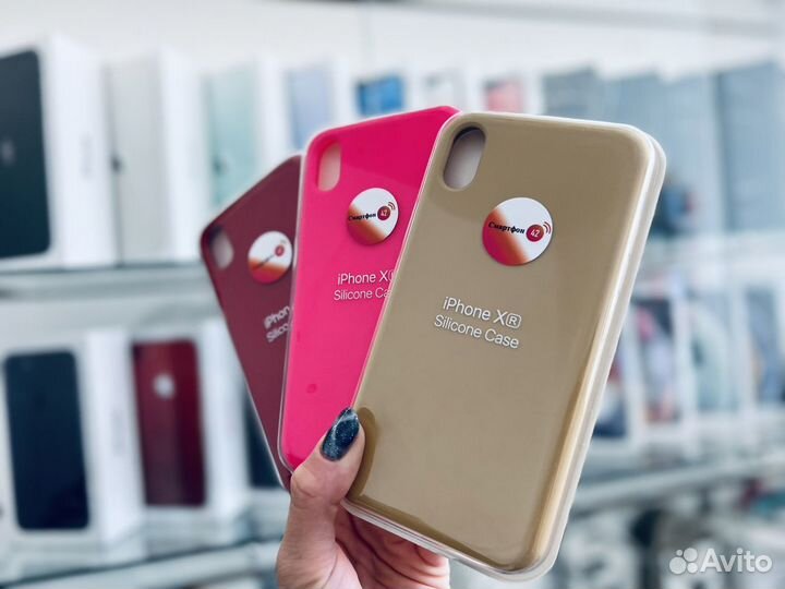 Чехол с яблочком на iPhone XR
