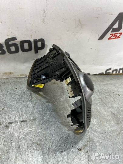 Дефлектор правый Hyundai Ix35 2.0 D4HA 2012