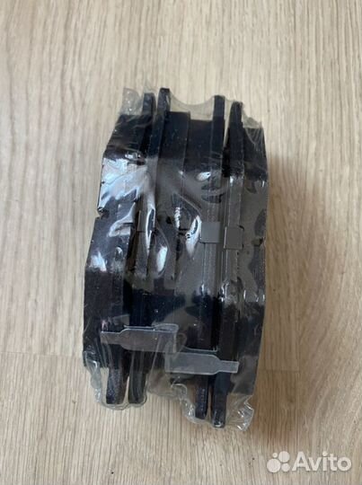 Передние тормозные колодки