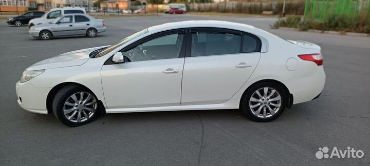 Renault Latitude 2.5 AT, 2013, 220 000 км
