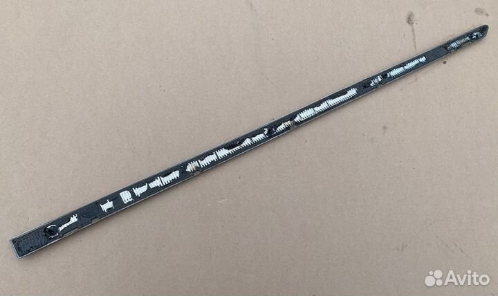 Молдинг двери задней правой Cadillac XT5