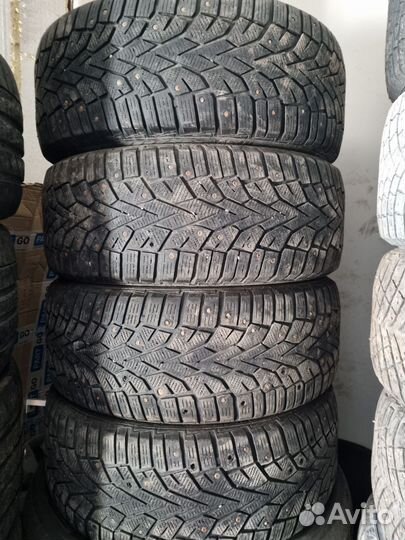 Gislaved NordFrost 100 235/55 R17