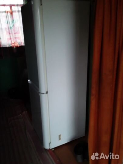 Холодильник на запчасти