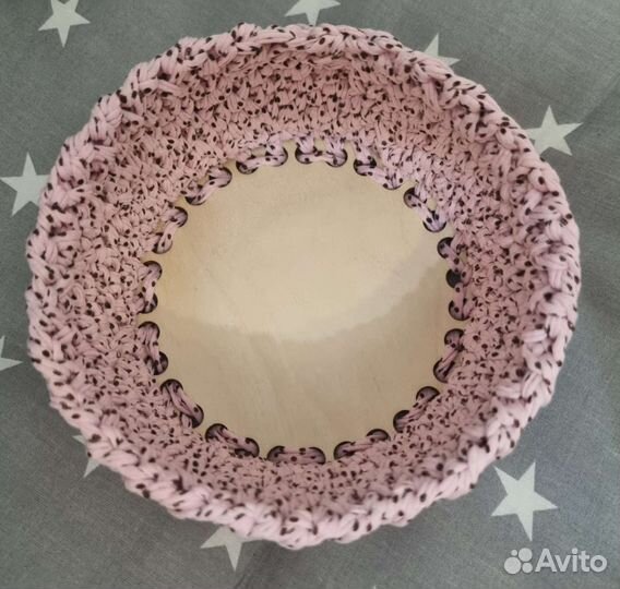 Корзинка вязаная