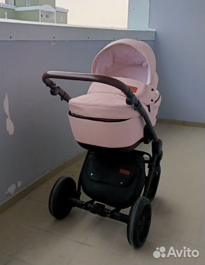Детские коляски 3 в 1 из эко кожи