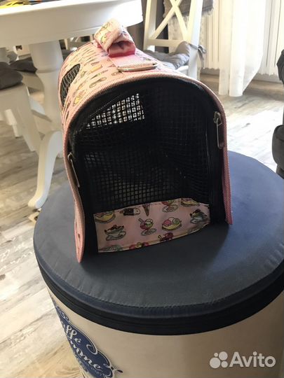 Переноска для собак или кошек